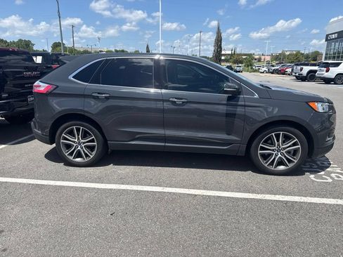 Used 2021 Ford Edge Titanium AWD/4WD image 3