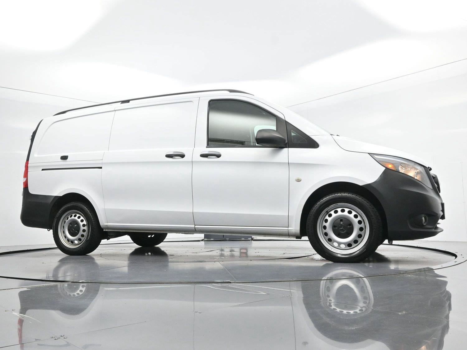 Used 2016 Mercedes-Benz Metris image 37