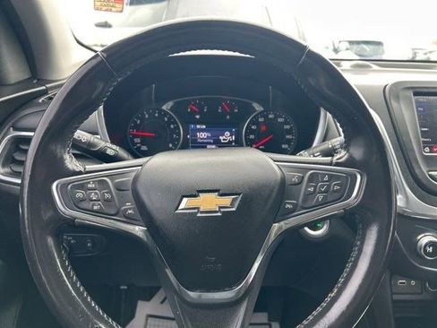 Used 2020 Chevrolet Equinox LT image 16