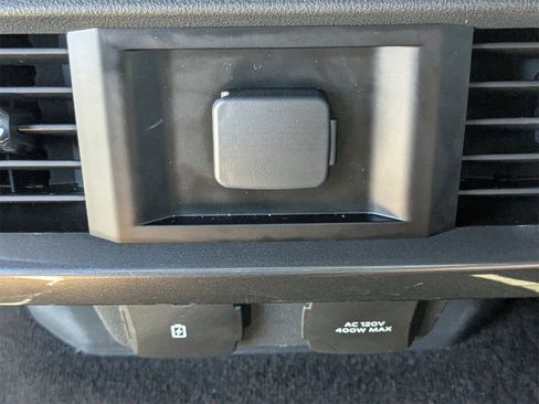 Used 2022 Ford F150 XLT w/ Equipment Group 302A High image 15