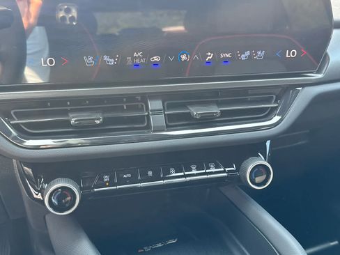 New 2025 Chevrolet Equinox EV RS w/ Active Safety Package 3 image 21