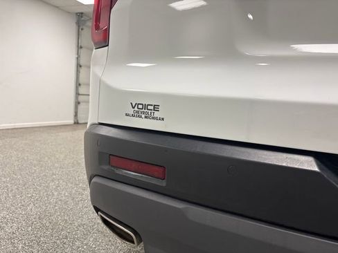 Used 2020 GMC Acadia AT4 image 32