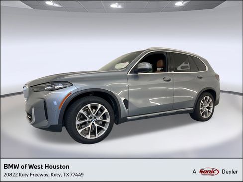 Certified 2024 BMW X5 xDrive40i w/ Parking Assistance Package image 1