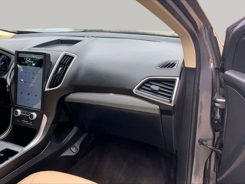 Used 2022 Ford Edge SEL AWD/4WD image 19