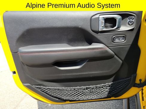 Used 2020 Jeep Wrangler Unlimited Rubicon w/ Dual Top Group AWD/4WD image 16