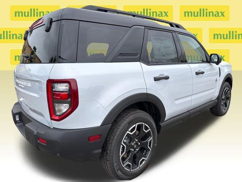 New 2026 Ford Bronco Sport Outer Banks w/ Outer Banks Tech Package+ AWD/4WD image 14