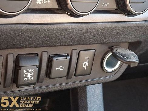 Certified 2023 Toyota Tacoma TRD Off-Road AWD/4WD image 31
