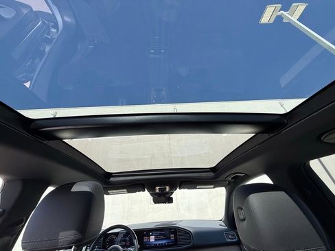 Used 2025 Mercedes-Benz GLE 450 4MATIC image 22