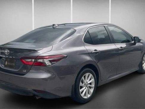 Used 2023 Toyota Camry LE FWD image 8