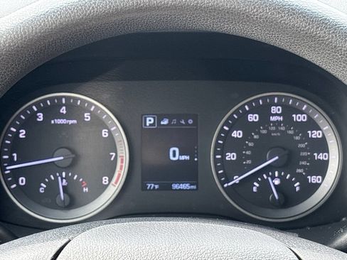 Used 2017 Hyundai Tucson SE w/ SE Popular Package 02 AWD/4WD image 24