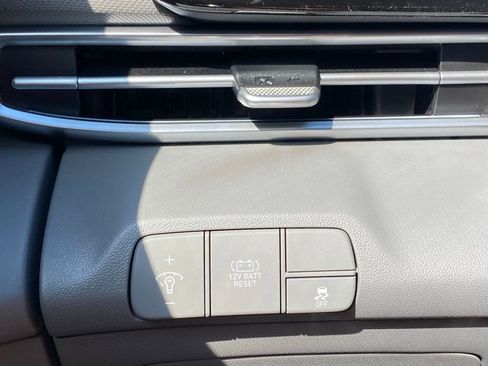 New 2025 Hyundai Elantra SEL image 10