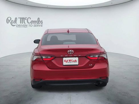 Used 2024 Toyota Camry LE w/ Convenience Package FWD image 4