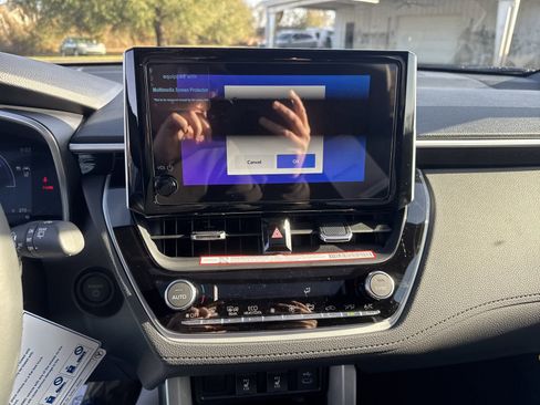 New 2025 Toyota Corolla Cross AWD Hybrid w/ Convenience Package image 19
