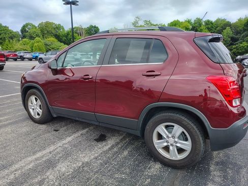 Used 2016 Chevrolet Trax LT w/ LT Convenience Package FWD image 6