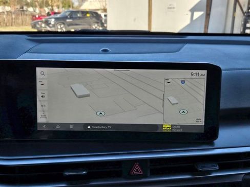 Used 2024 Kia Sorento S image 19