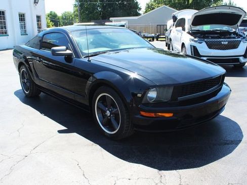Used 2008 Ford Mustang GT Premium RWD image 8