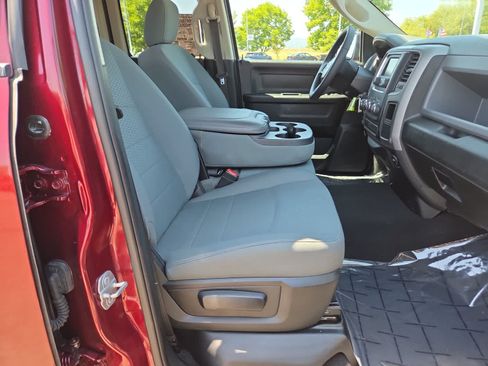 Used 2018 RAM 1500 Express w/ Express Value Package AWD/4WD image 22