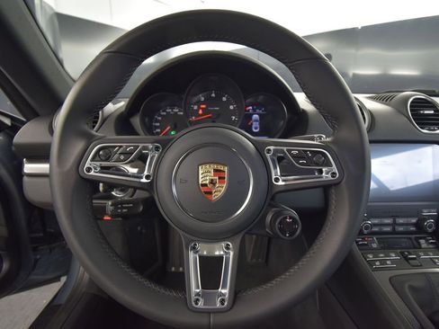 Certified 2025 Porsche 718 Cayman RWD image 19