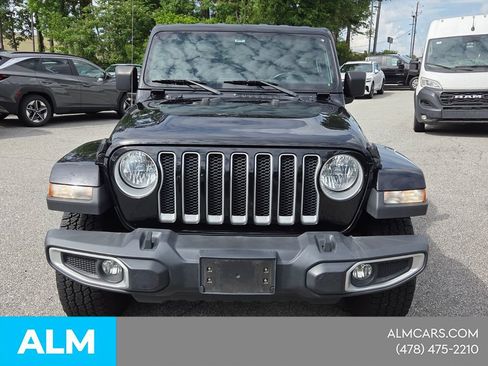 Used 2021 Jeep Wrangler Unlimited Sahara AWD/4WD image 2