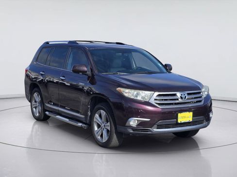 Used 2013 Toyota Highlander Limited FWD image 3
