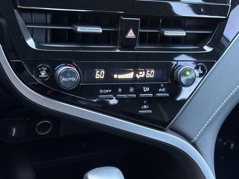 Used 2023 Toyota Camry XSE image 20