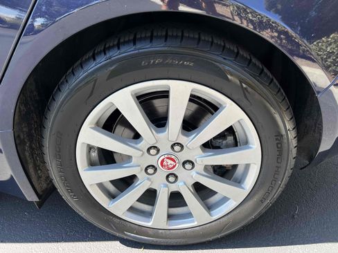 Used 2019 Jaguar XE image 85