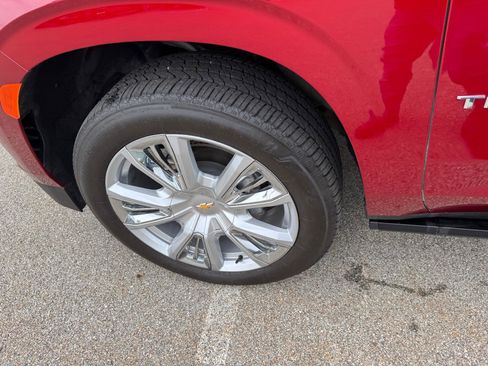 Certified 2024 Chevrolet Tahoe High Country w/ Premium Package image 16