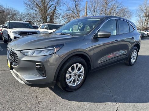 Certified 2023 Ford Escape Active w/ Tech Pack #2 image 9