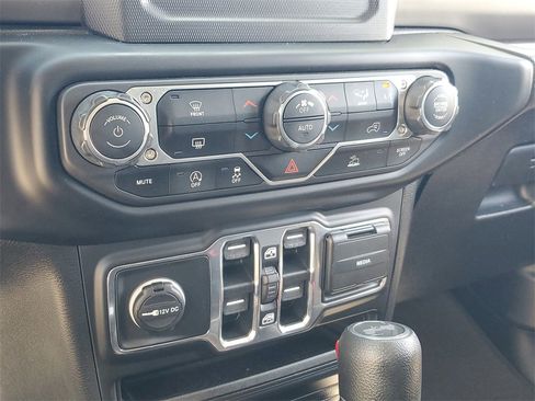 Used 2021 Jeep Wrangler Unlimited Sport image 28