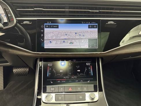 Used 2025 Audi Q7 3.0T Premium Plus image 17