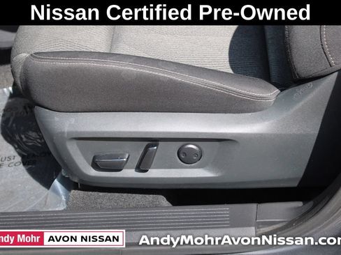 Certified 2026 Nissan Rogue SV AWD/4WD image 16