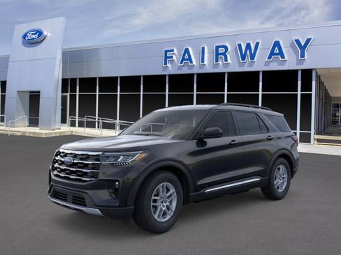 Used 2025 Ford Explorer Active w/ Active Comfort Package RWD image 1