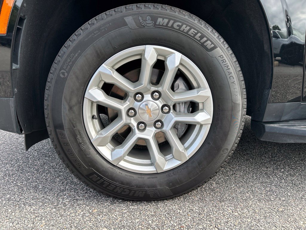 Used 2025 Chevrolet Tahoe LT AWD/4WD image 11