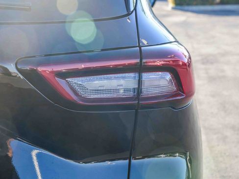 Used 2025 Ford Escape ST-Line w/ Equipment Group 301A image 7