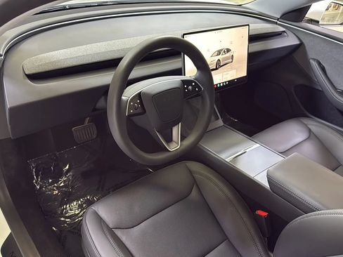 Used 2025 Tesla Model 3 Long Range RWD image 14