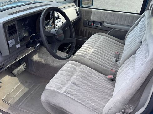 Used 1994 Chevrolet Silverado 1500 2WD Regular Cab image 12