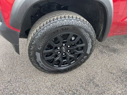 Used 2024 Chevrolet Colorado Trail Boss image 10