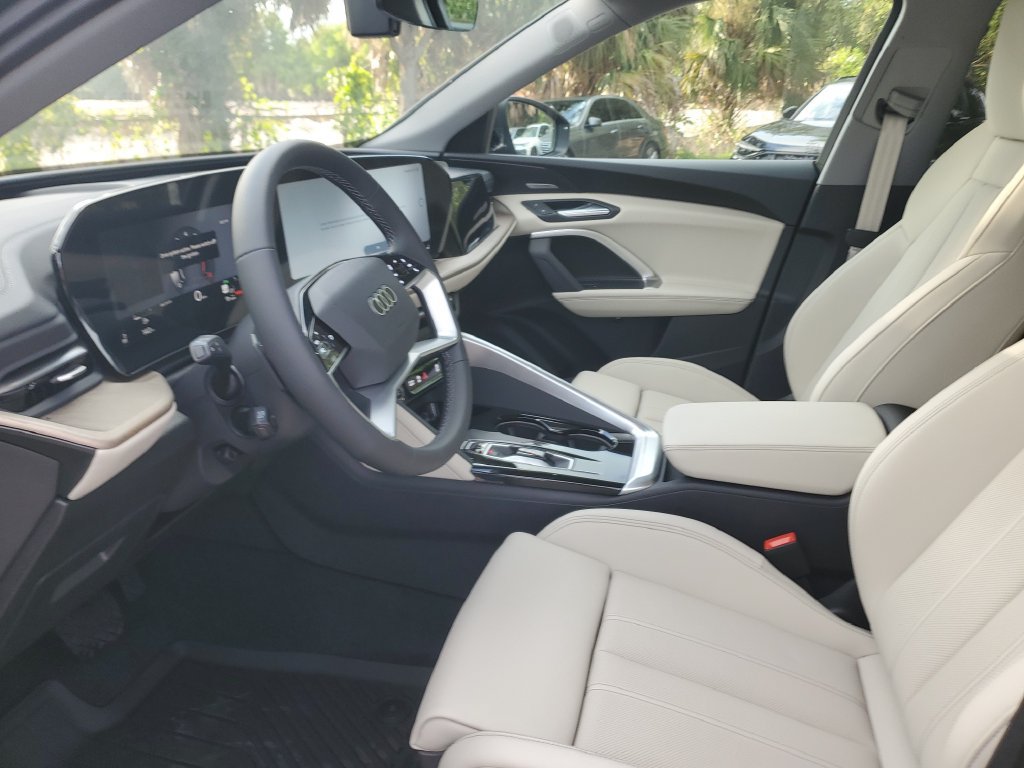 New 2026 Audi Q5 Premium Plus AWD/4WD image 24