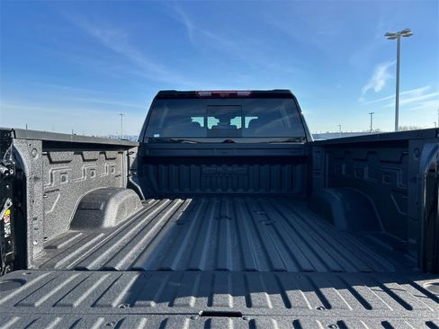 New 2026 GMC Sierra 3500 AT4 w/ AT4 Premium Plus Package image 39