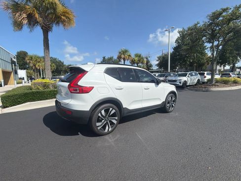 Certified 2023 Volvo XC40 B4 Plus w/ Protection Package Premier FWD image 15