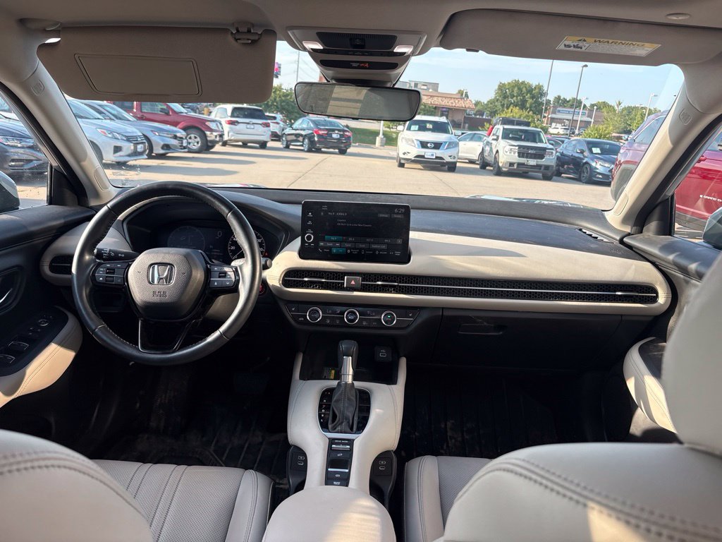 Certified 2025 Honda HR-V EX-L image 32