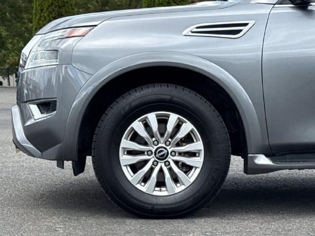 Used 2024 Nissan Armada SV AWD/4WD image 7