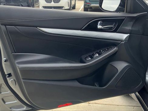 Used 2016 Nissan Maxima 3.5 SV image 25