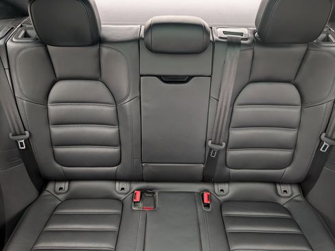 Used 2018 Porsche Macan Turbo w/ Premium Package Plus image 12