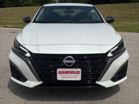 New 2026 Nissan Altima 2.5 SV AWD/4WD image 3