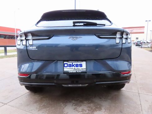 Used 2021 Ford Mustang Mach-E Premium image 6