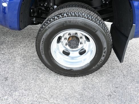 New 2026 Ford F350 Platinum image 8