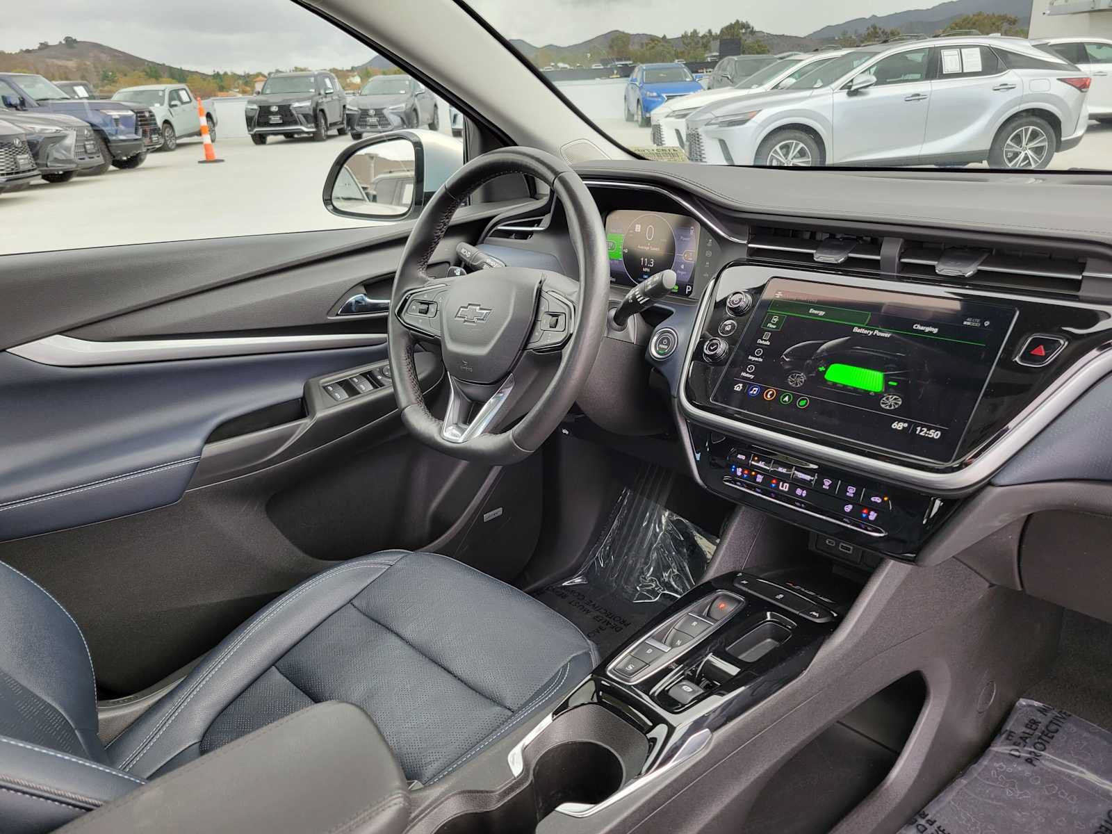 Used 2023 Chevrolet Bolt EUV Premier w/ Sun & Sound Package FWD image 11