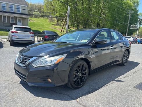 Used 2018 Nissan Altima 2.5 SV FWD image 3
