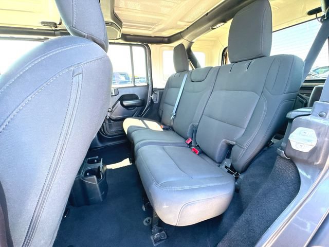 Used 2021 Jeep Wrangler Unlimited Sport AWD/4WD image 25